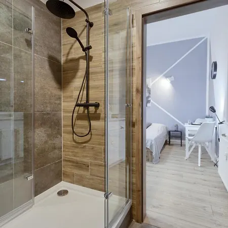 Niron Dom Z Papieru Tokio Apartman Piła