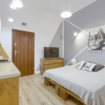 Niron Dom Z Papieru Tokio アパート