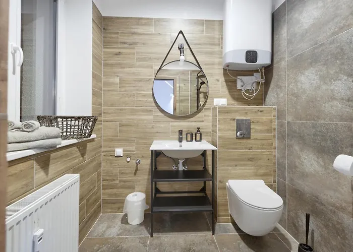 Niron Dom Z Papieru Tokio Pila (Pila)